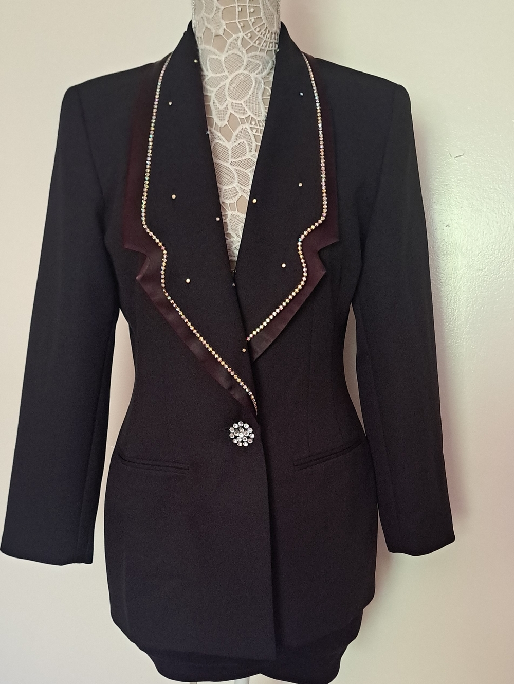 Karen Stuart Women's Black Evening Blazer with Sparkly Trim